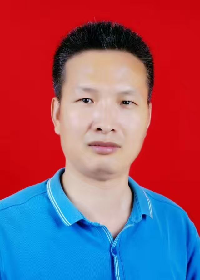 15-邰秀军-红底.jpg